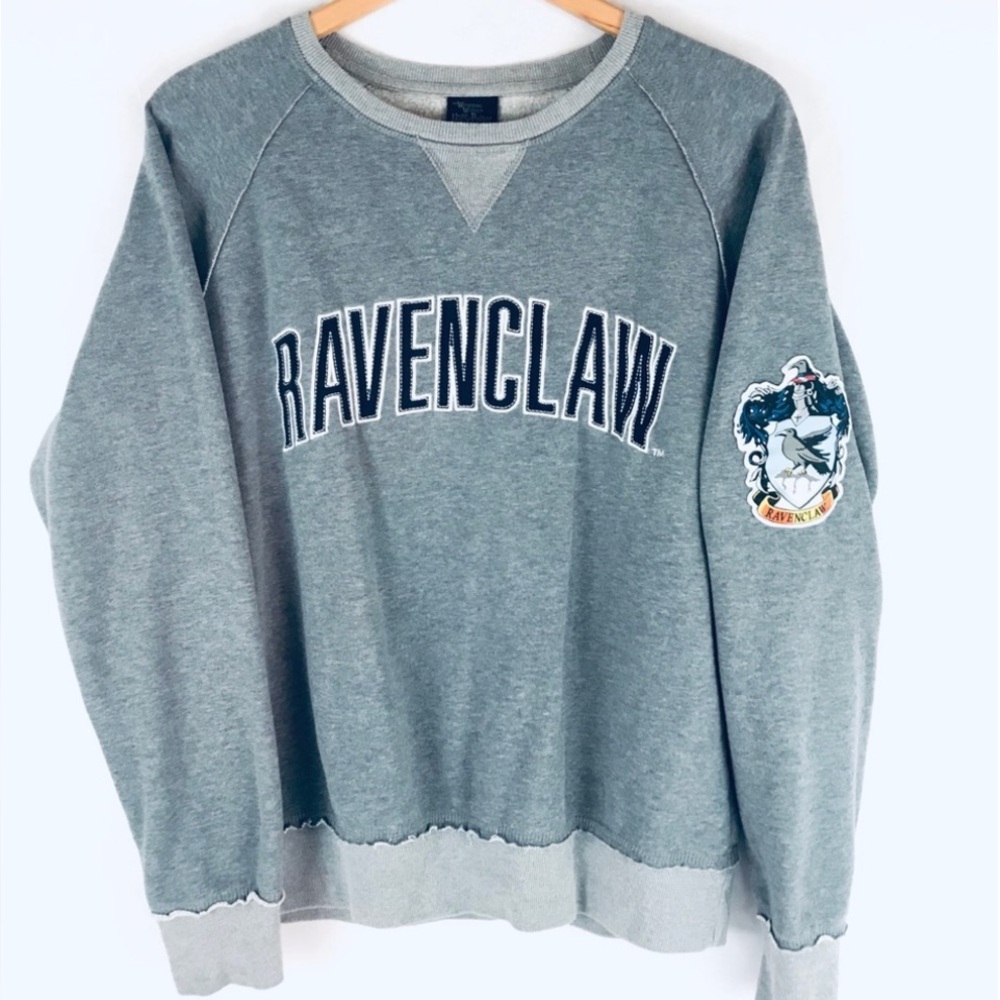 Universal Studios The Wizarding World of Harry Potter Ravenclaw Sweatshirt